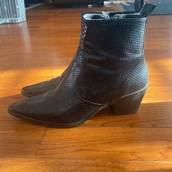 Zara Western snakeskin texture boots - Picture 2 of 6